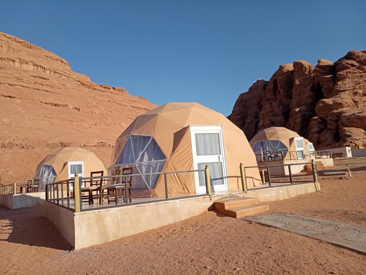 Rum Titanic Camp Wadi Rum Exterior foto