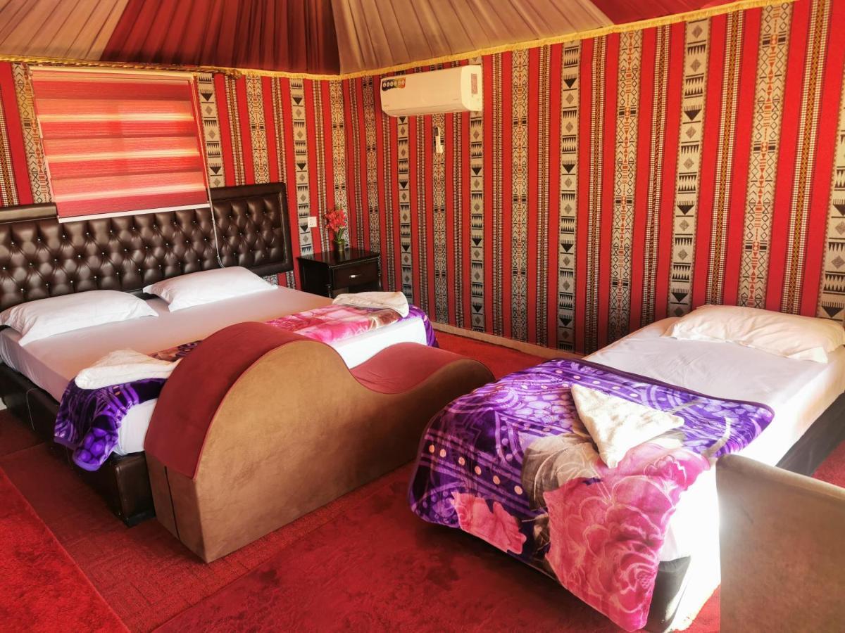Rum Titanic Camp Wadi Rum Exterior foto