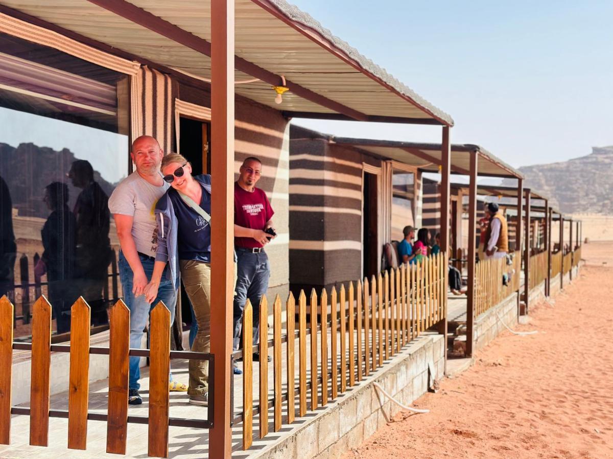 Rum Titanic Camp Wadi Rum Exterior foto